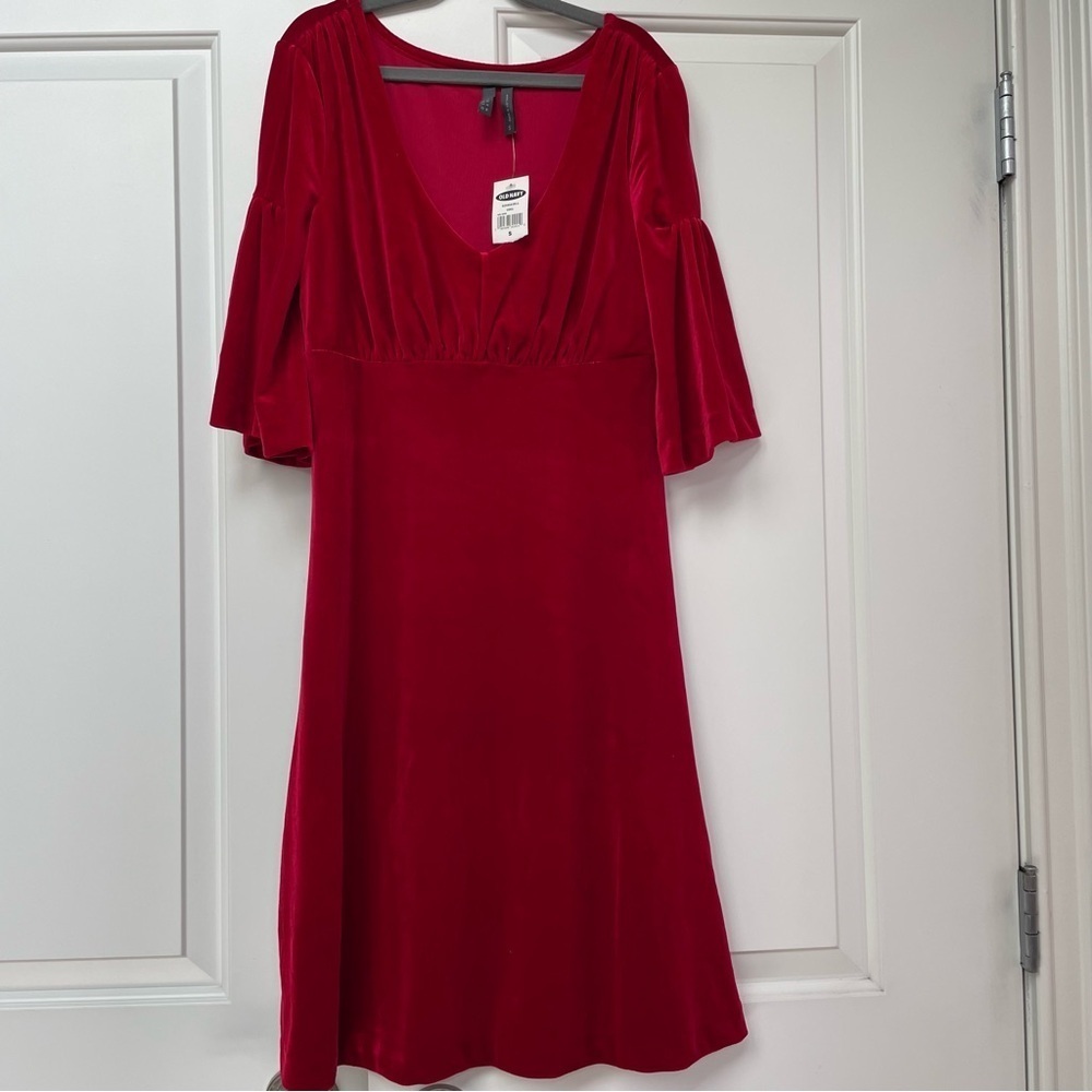 NWT Old Navy Christmas Red Velvet Bell Sleeve V Neck Popover Dress Holiday Party